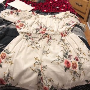 3x- woman’s romper never worn